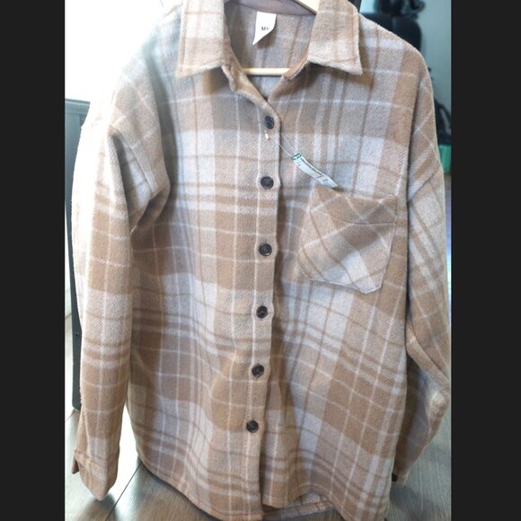 Super cozy MK made in Korea button up flannel - Picture 7 of 8
